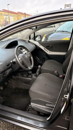 Toyota Yaris miniature 10