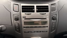 Toyota Yaris miniature 14