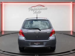 Toyota Yaris miniature 4